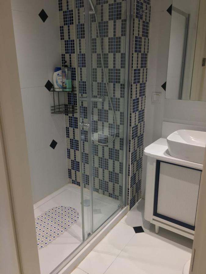 Studio Flat-One Room In Lux Residence Near Taksim-Beyoglu Istambul Exterior foto